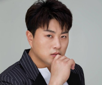 가수 김호중 팬클럽, ‘나보다 더 사랑해요’ 발매 기념 선행