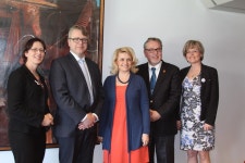 ‘성경적 결혼관’ 때문에 기소된 핀란드 기독의원 “경찰에게 성경 가르쳐”