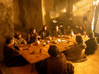 초대교회 부흥, 세상 사람들의 ‘칭송’ 덕분이었을까?