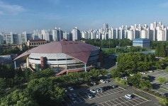 <나는 신이다> 논란 만민중앙교회, 부천체육관 대관 취소돼