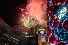 사랑의교회, ‘2023 기쁨의 성탄목 점등식’… 北 2,850 교회 이름 새겨