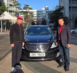 (사)한미동맹협 서동진 이사장, 예닮곳간 장성철 목사에 ‘에쿠스 5.0’ 리무진 기증