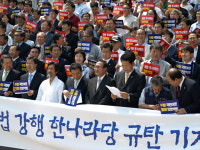 망진산 체육기구 4(금선암 위) | 범야권, “국민여론 수용 없는 언론악법 결코 용납 못해” 압박