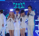 [포토] 합동무대 선보이는 슈퍼주니어-소녀시대