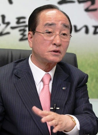 [폴리 인터뷰②]심대평 “분권형 정당으로 영호충 통합 이룰 것”