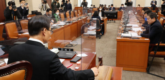 국회 정개특위 본격 가동 '4월까지 성과'…