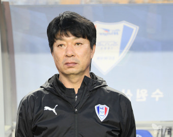 [K리그1]  데뷔전 전의 불태우는 김병수 감독