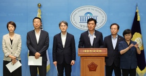 이동관 방통위원장 지명에 민주, 