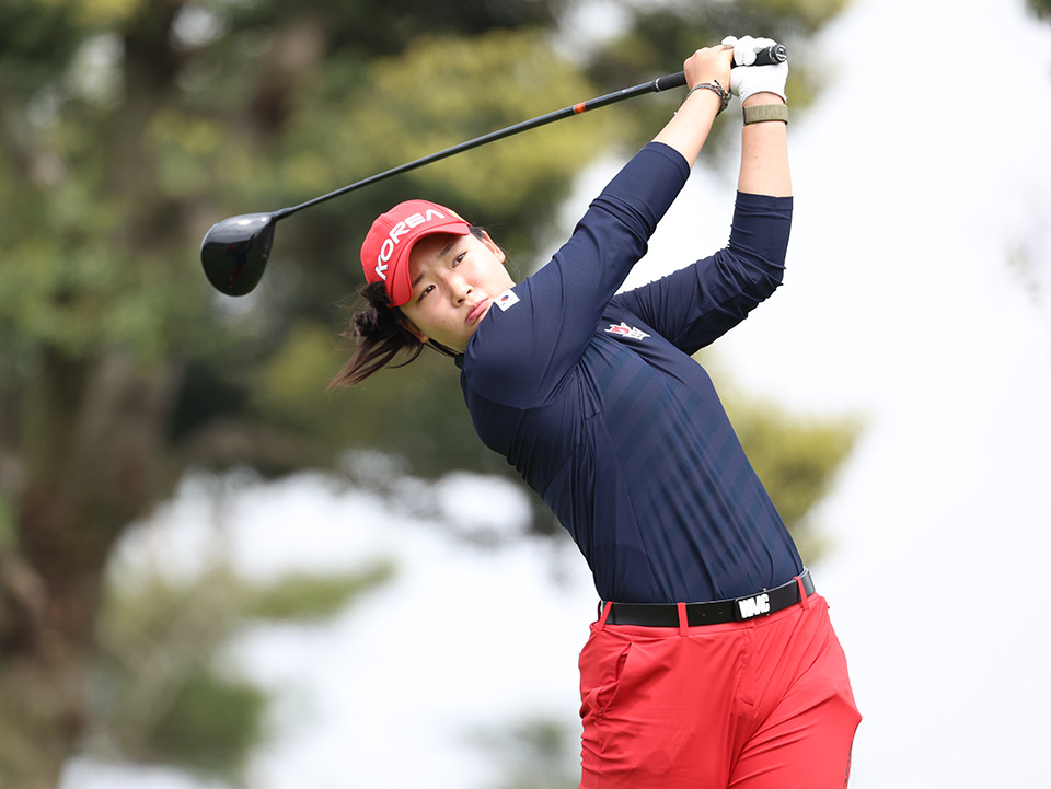 김민솔, KLPGA 대회 첫날 8언더파로 선두 질주 중
