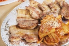 생방송투데이 지리산 흑돼지 직화구이 한상, 오겹살을 참나무로 구웠다!