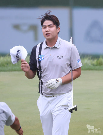 [한국오픈] 장유빈, '마지막홀 버디 잡고 함박 웃음'