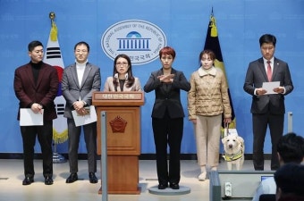 [이슈] 비상계엄으로 8년만의 '탄핵정국' 개막... '촛불' 연말 달군다