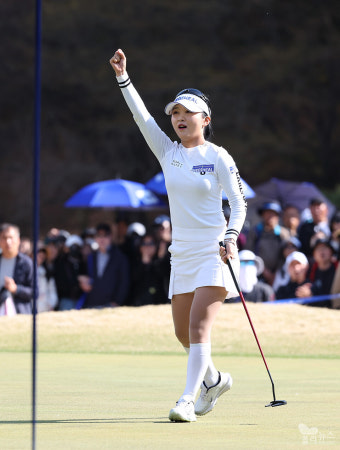 [KLPGA] '끝내기 이글' 이예원, '두산위브챔피언십' 우승