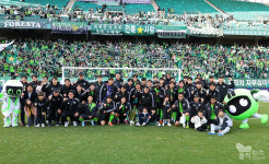  전북 현대, 대전 2-0 꺾고 20년 만에 부활한 슈퍼컵 챔피언 등극