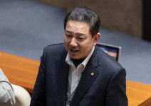 [이슈] 피의자 신분 김병기 26~27일 소환조사…강선우 3월3일 영장 심사, 구속 갈림길