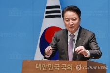 [6·3 지방선거][현장] 공천 전쟁터된 국힘···충북·대구 의원들 집단 항의·후보이탈·지역감정 논란까지 폭발