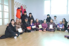 여주시 이호2리 마을회관, 그림책 전달 받아