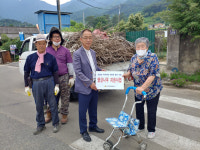 경남,산청군 목공교구 제작 후 버려지는 나무, 땔감으로 전해요