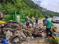 합천군 묘산면새마을지도자협의회,  영농폐비닐 수거 및 사랑의 집고쳐주기 활동 실시