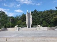 평택시, 추석 앞두고 지역내 현충탑 일제정비