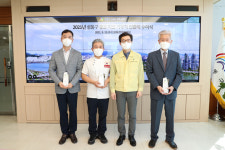 성동구청직장상조회 | 성동구, 올해 우수기부자 인증식 개최
