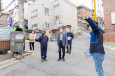 김영준 강북구의원, 오현로25다길 현장 점검
