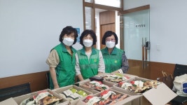 강남구 삼성1동 새마을부녀회, 취약계층에 보양식 꾸러미 전달