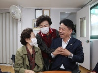 이시훈 종로구의원, 한마음경로당 리모델링 완공 현장 방문