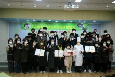 성남시 수정노인종합복지관, 마망베이커리&카페  1·3세대 사랑잇기 장학금 전달
