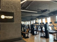 헬스장 전용 무인 키오스크 ‘머슬파트너스’, 인트로피트니스 1·2호점에 도입