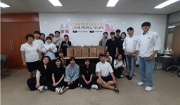 종로구 창신3동 소재 서일문화예술고등학교 외식베이커리과 지역내 경로당에 멜론팥빵 전달