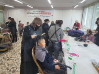 진주시 수곡면지사협 사랑그림숲 취약계층 어르신들께  이미용 봉사