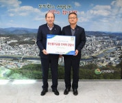 농협 동두천시지부, 한부모 가정 위한 축산물가공품 꾸러미 전달