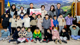 초계참빛어린이집, 나눔데이 수익금 합천군에 이웃돕기 성금 기탁