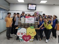 시흥시 매화고등학교 학부모회, 홀몸 어르신에 사랑의 열무김치 전달