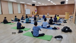 인천시 중구 율목동 주민자치회, 2024 시범사업 어르신 생활 요가 등 운영