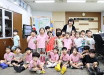 인천 청송유치원 원아들 연수구의회 견학