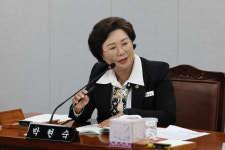 박현숙 전남도의원, 민주시민교육 취지에 맞는 프로그램 개편 요구