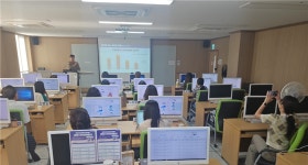 스마트폰 하나로 의사소통 끝! 세종 디지털배움터에서의 변화
