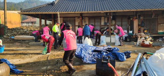 지도읍 자원봉사자회, 사랑의 집청소 봉사활동 펼쳐