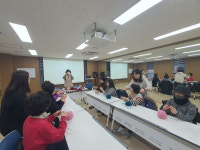 시흥시 신천행복건강센터, 노인 우울예방 뜨개교실 운영 호응 뜨거워