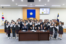 강북구의회, 강북중학교 학생들 의회 견학 방문