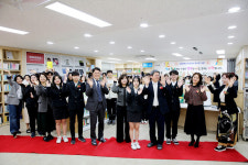 용인 구성중학교, ‘꿈터 . 쉼터 . 배움터 공간 반딧불이 학교도서관 개관
