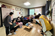 선부어울적십자봉사회, 선부1동 마을 어르신에 달퐁놀이터‘효잔치’진행