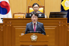 구로구 ‘검정고시 합격축하금’ 지급··· 구의회, 예산 포함 추경 의결 성과