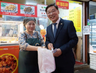 김병전 부천시의장, 전통시장 소상공인 격려