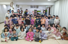 은평구 응암2동, 성아유치원으로부터 이웃돕기 성금 전달받아