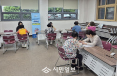 광주광역시 남구, ‘찾아가는 복지’ 이동상담실 인기
