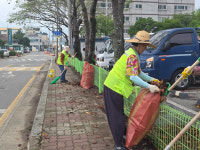 합천군 초계면 클린농촌단, 도로변 환경정비 나서