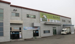 커버스토리 / ‘청산별덕’ 브랜드 오리시장 압권